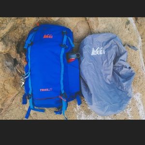 REI Trail 25 Pack